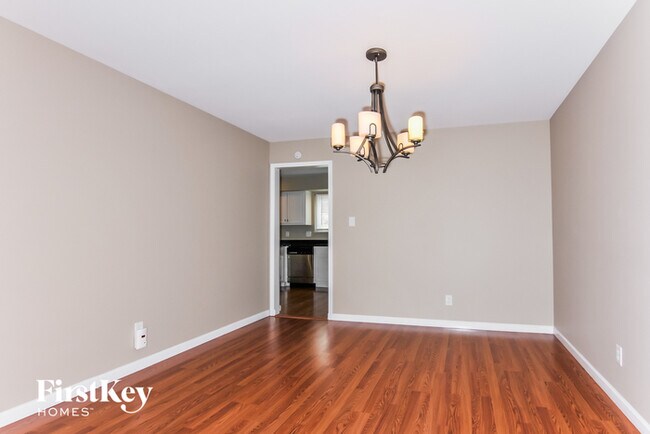 Foto del edificio - 4446 Skyridge Dr