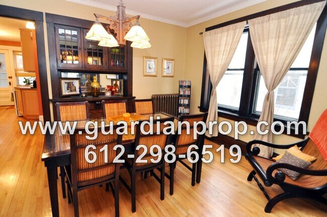 Building Photo - Main Floor Condo Available Now in Merriam ...