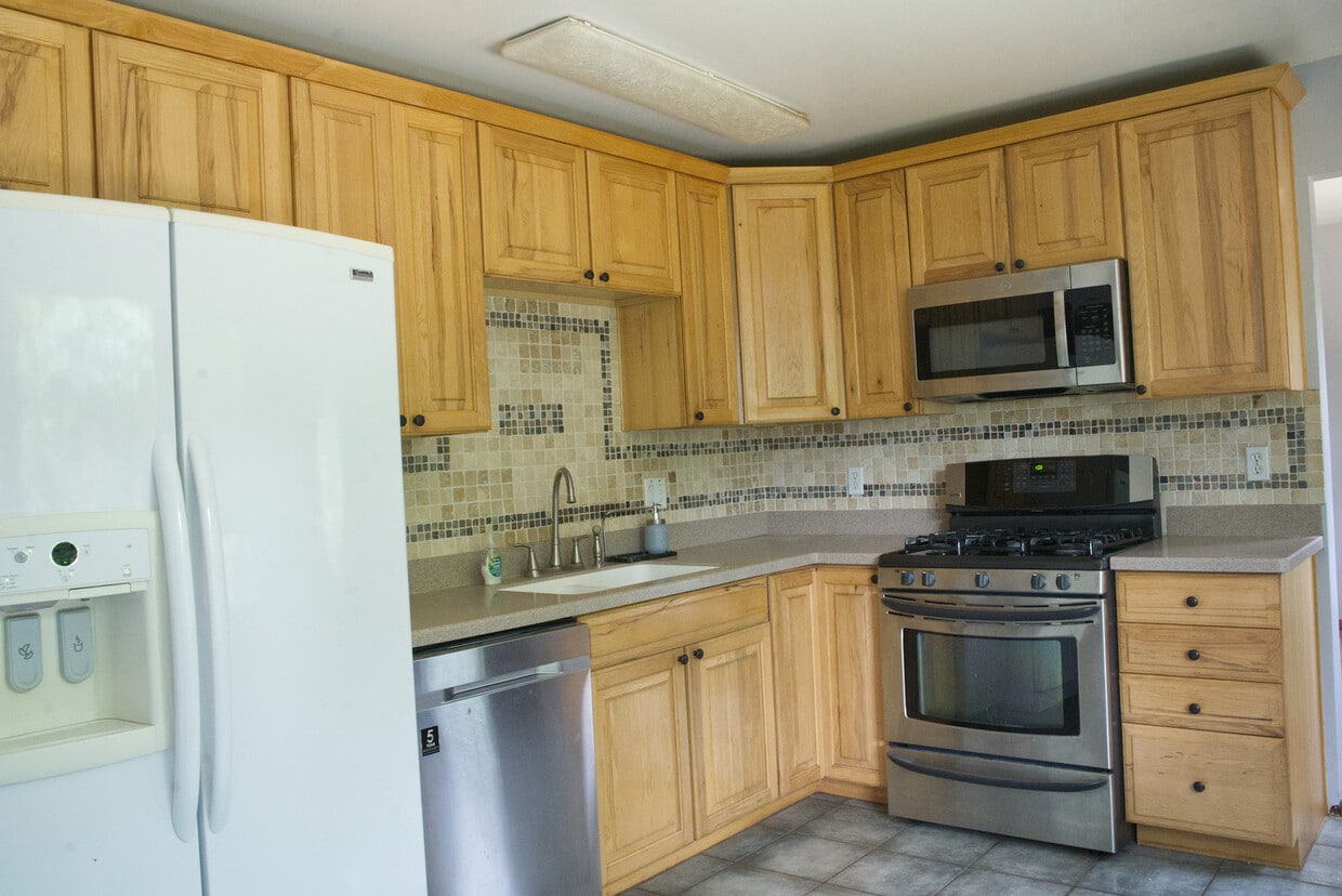 Building Photo - 71 Faringdon Dr