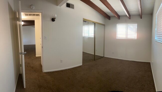 Foto del edificio - 12868 Catalpa Ave