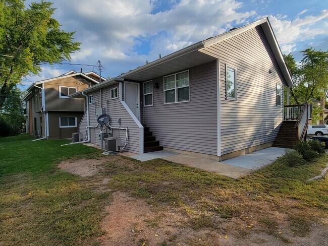 Back side - 308 Lewis St S