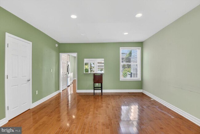 Foto del edificio - 5338 41st St NW