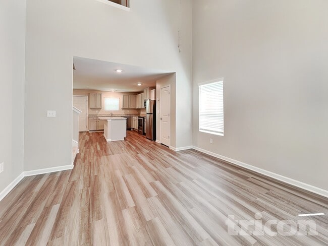 Building Photo - 76 Fairview Way
