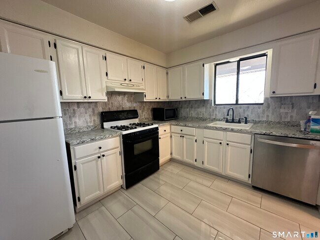 Foto del edificio - 140 Thompson St