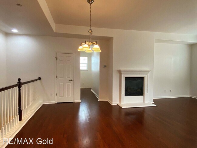 Building Photo - 2 br, 2 bath House - 1715 Wind Ranch Road ...