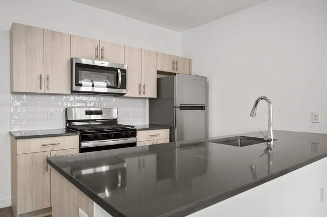 Building Photo - TFG 117-121 Prospect Urban Renewal