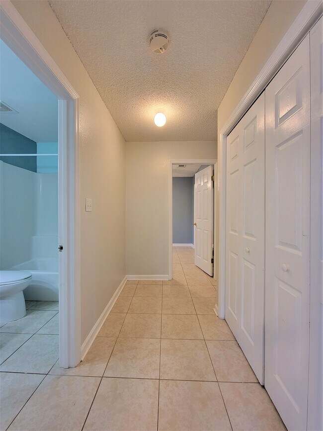 Foto del edificio - 3555 Daylily Ln