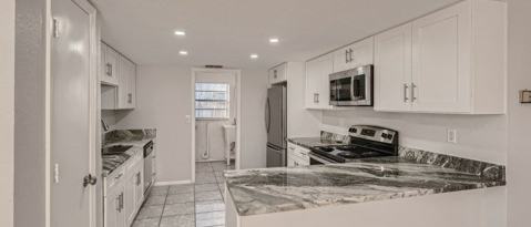 Foto del edificio - 1483 Godfrey Ave