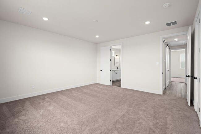 Foto del edificio - 3905 B Pinemont Dr