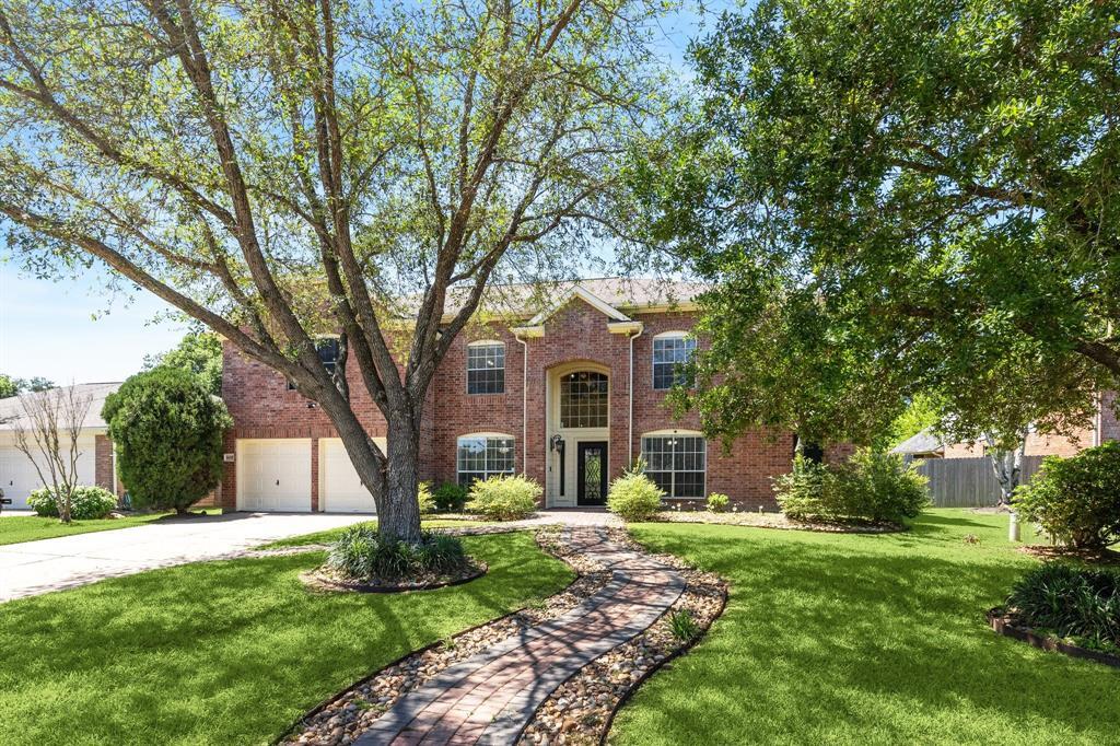 Foto principal - 6021 Whispering Lakes Dr