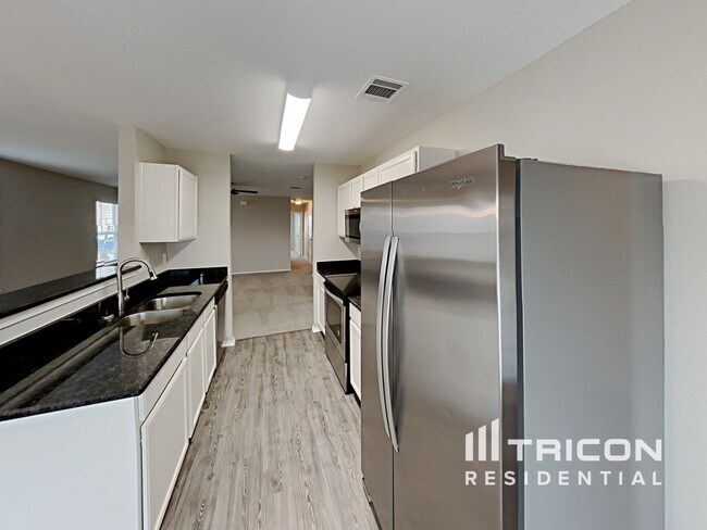 Foto del edificio - 1720 Vineridge Ln
