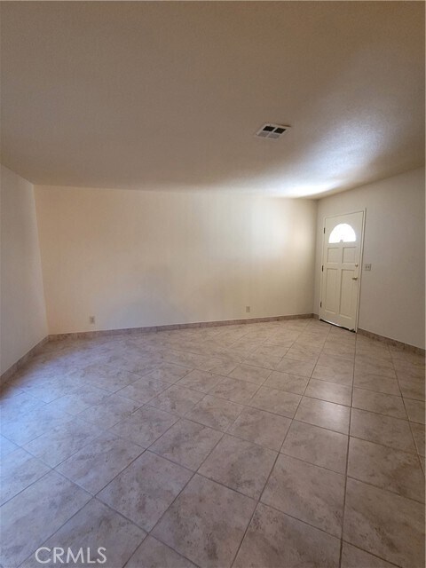 Foto del edificio - 9229 Stewart and Gray Rd