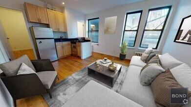 Building Photo - 307 East 77 Street