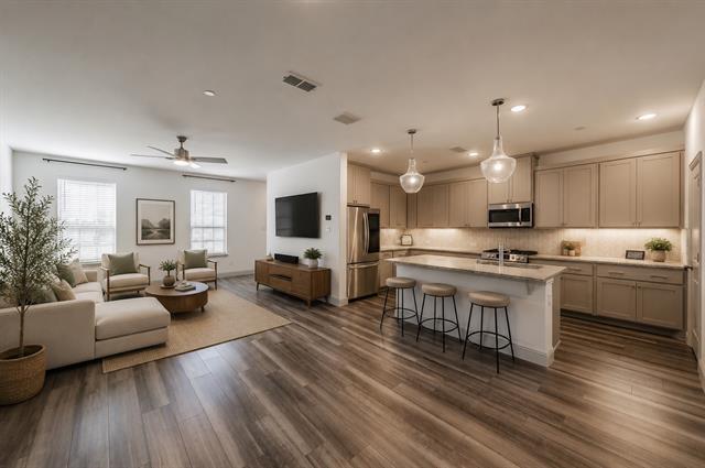 Foto del edificio - 8584 Dynasty Ln