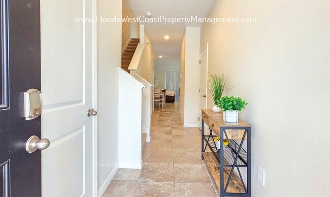 Building Photo - OUTSTANDING CORNER TOWNHOME  3 Bedroom/2.5 BATH PLUS FLEX- BONUS! SUPER LOCATION TO WATERSIDE- SA...