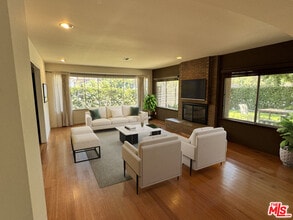 Building Photo - 5029 Westpark Dr