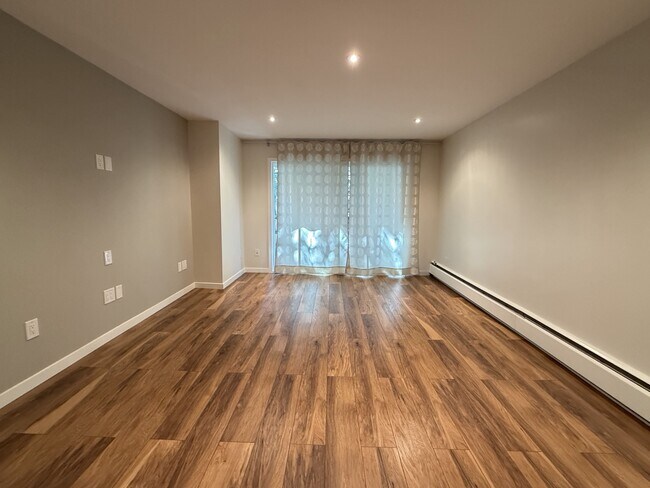 Photo du bâtiment - 1611 E 3rd Ave