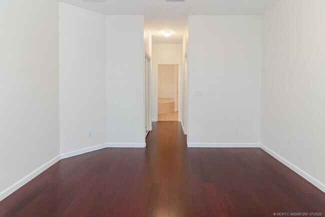 Foto del edificio - 1446 SE Tidewater Pl