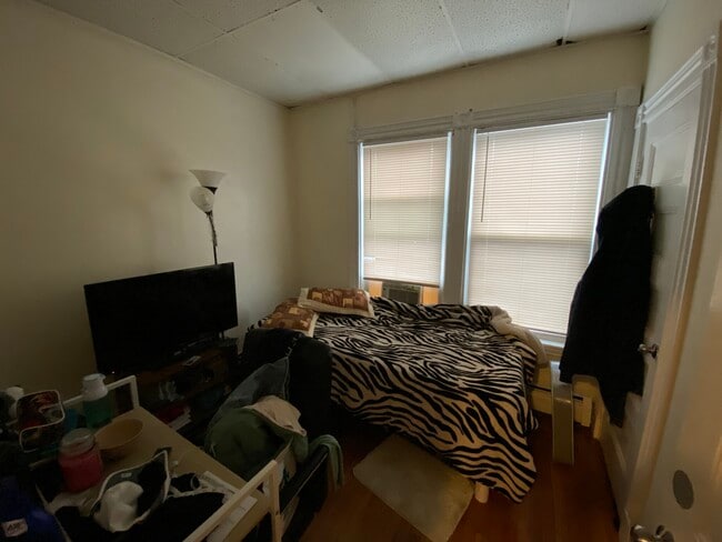 Foto del edificio - 96 Hillside St