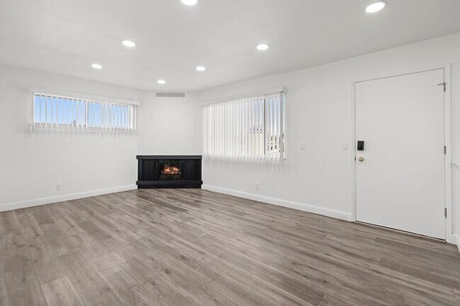 Foto del edificio - 4162 Hamilton Ave