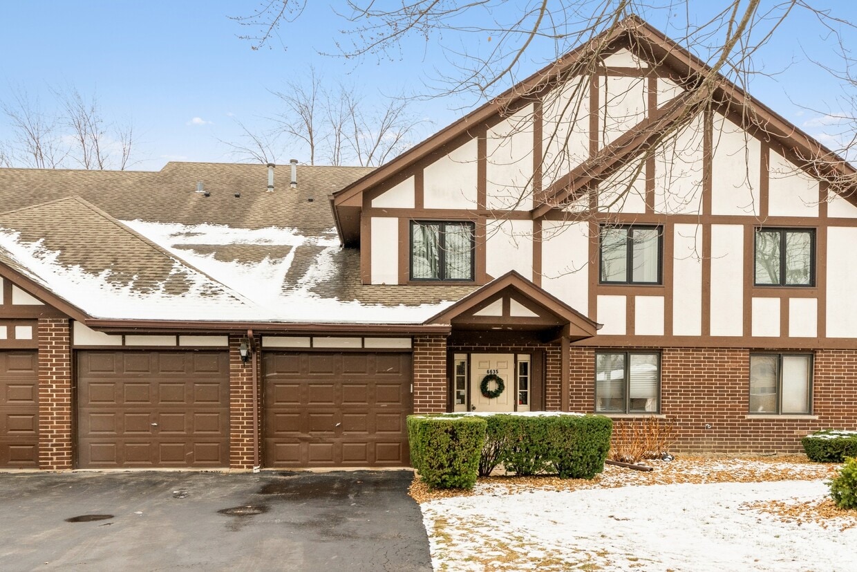 6635 180th St Unit 2E, Tinley Park, IL 60477 Condo for Rent in Tinley