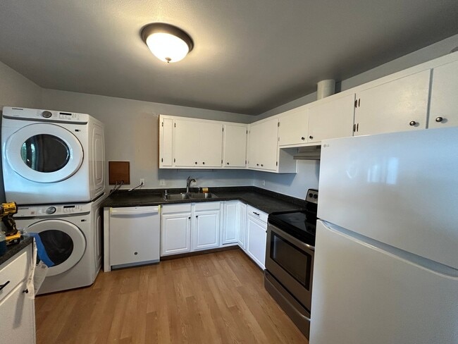 Foto del edificio - 1075 Gillingham Rd