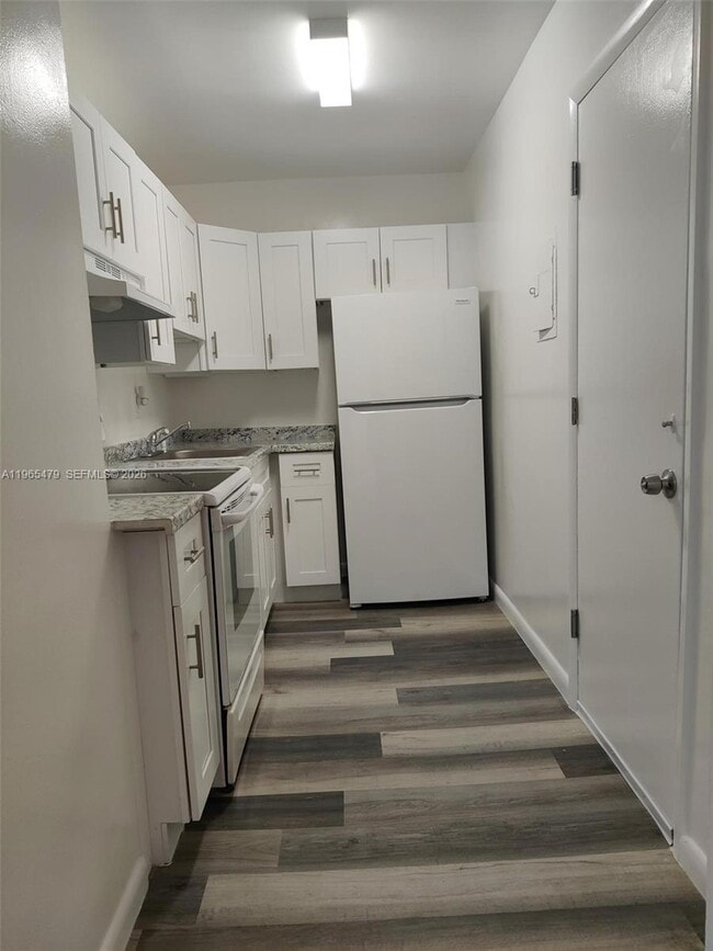 Foto del edificio - 5950 NE 18th Ave