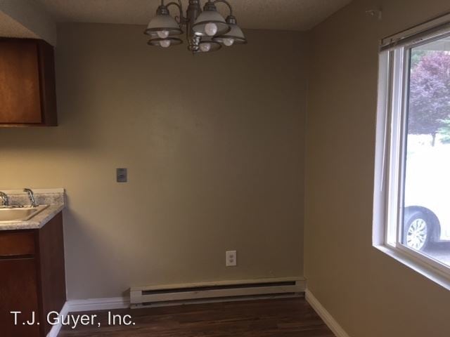 Building Photo - 631-679 Israel Rd SW