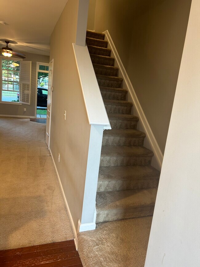 Foto del edificio - 9515 Longstone Ln