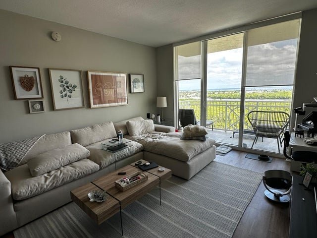 Photo - 350 N Federal Hwy Apartment