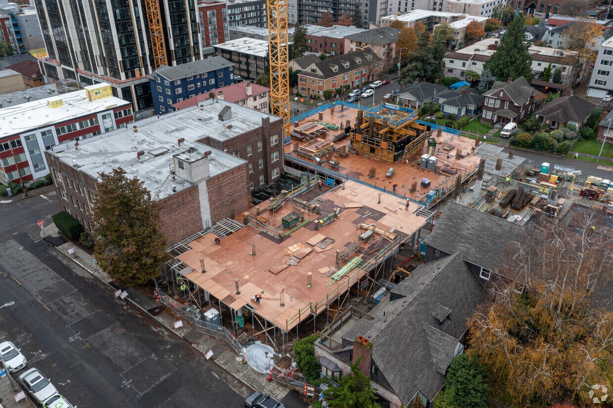 the-standard-at-seattle-apartments-4220-12th-ave-ne-seattle-wa