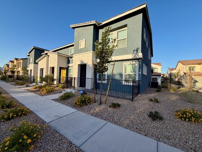 Building Photo - 2026 BRAND NEW 3 BED 2.5 BATH 2 CAR GARAGE TOWNHOUSE W/ LOFT, SOFTENER, RO FILTER, EV CHARGER & O...