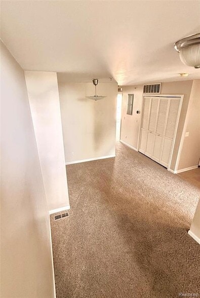 Building Photo - 1131 Beaver Run