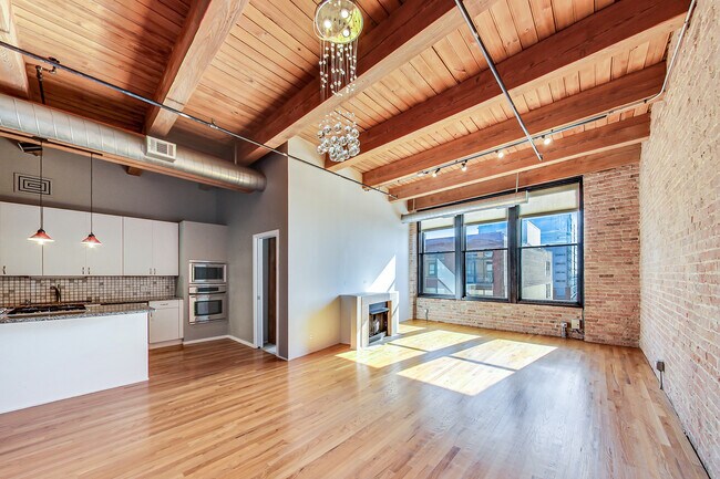 Foto del edificio - 728 W Jackson Blvd