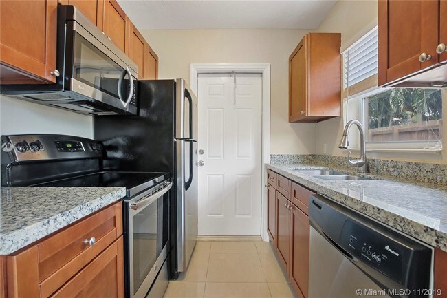 Foto del edificio - 204 NE 10th Ave