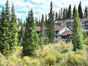 Building Photo - 10000 Ryan Gulch Rd