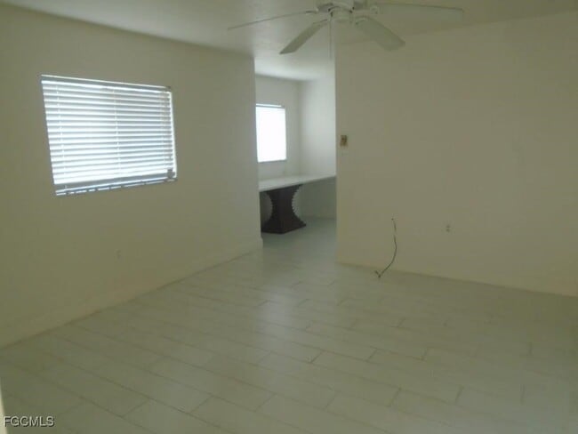 Building Photo - 8140 Country Rd