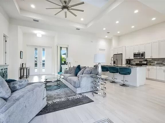 Photo - 2825 SW 3rd St (Cape Coral, FL)