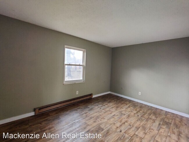 Foto del edificio - 3 br, 1 bath House - 5791 N Vinton HIlls