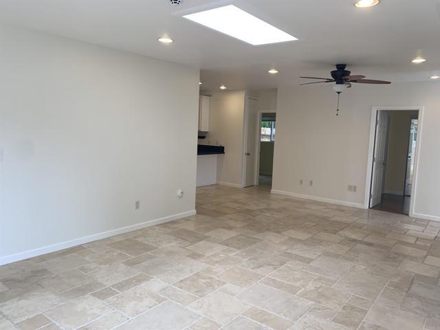 Foto del edificio - 7229 Fay Ave