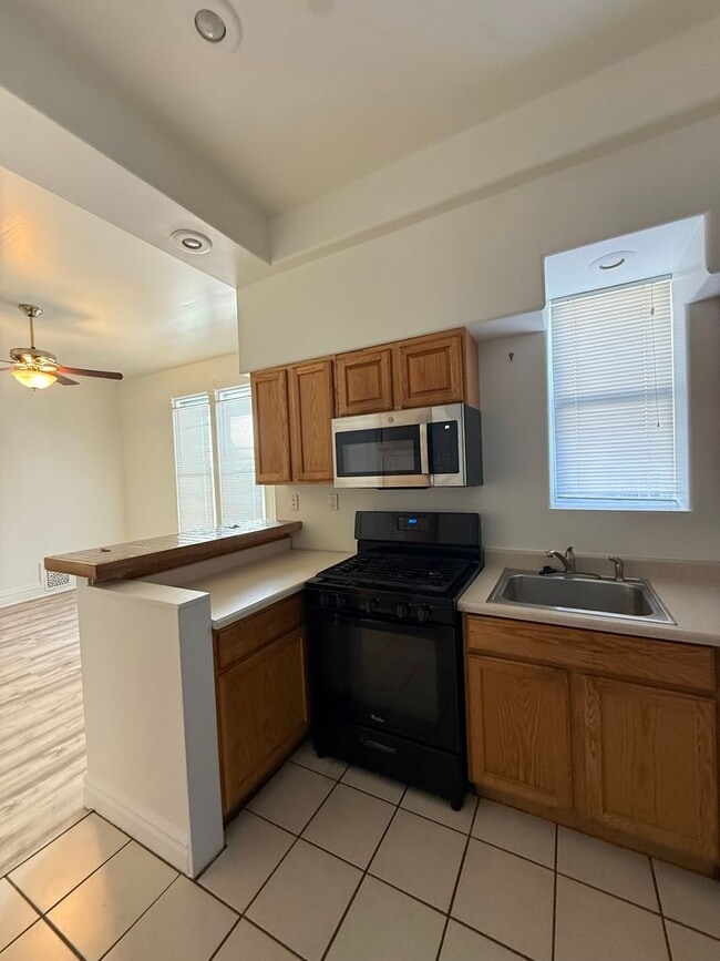 Photo - 1334 N Downing St Apartment
