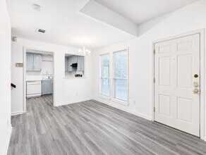 Building Photo - 2529 Rio Grande St
