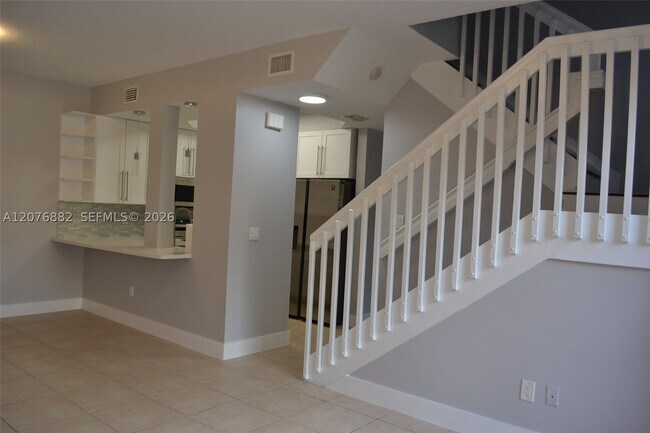 Building Photo - 2336 Anchor Ct