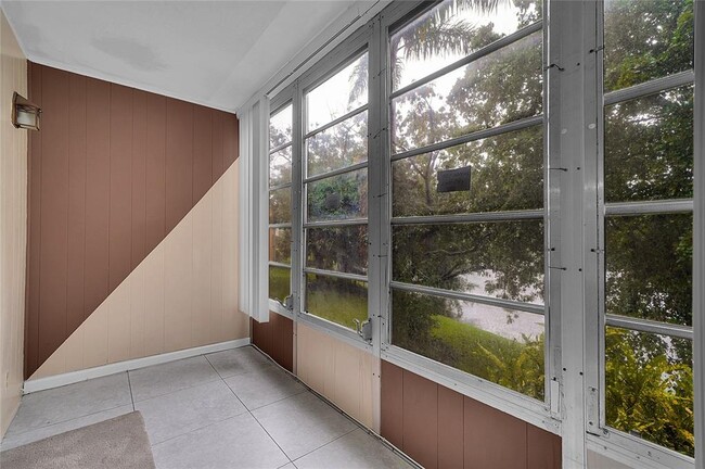 Foto del edificio - 5320 NW 11th St