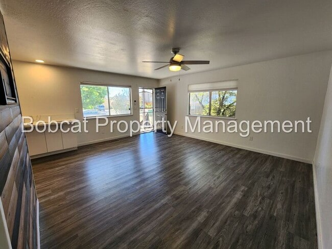 Building Photo - 3604 Imperial Wy