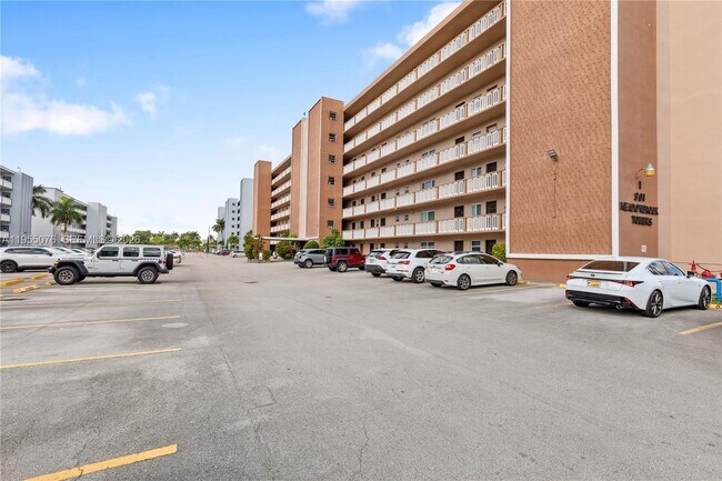 Foto del edificio - 301 NE 14th Ave