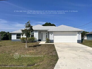 Building Photo - 2214 SE Mandrake Cir