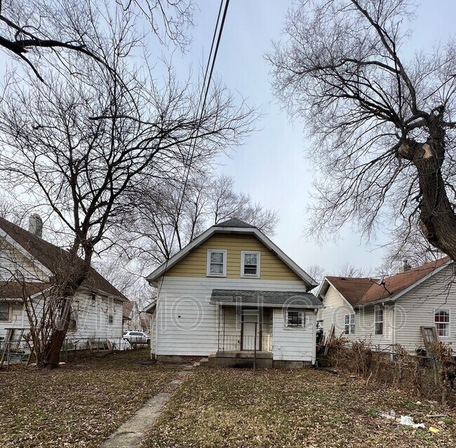 1811 N Dexter St, Indianapolis, IN 46202 House Rental in Indianapolis
