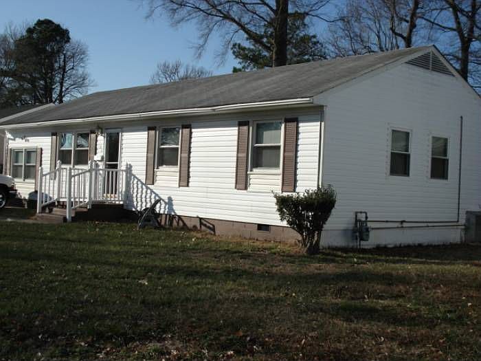 Foto principal - 806 Burton St