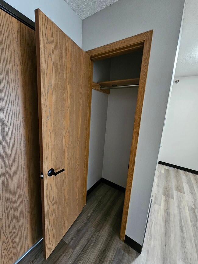 Building Photo - Wilkeshire Apartments